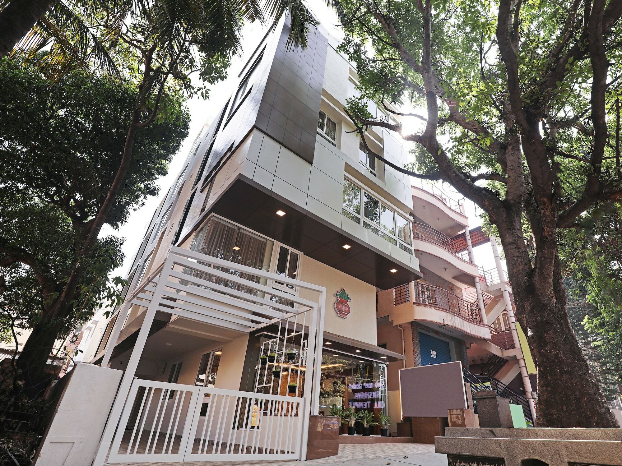Hotel Treebo Akshaya Bull Temple Bangalore Exterior foto